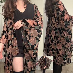 Torrid One Size Fits All Plus Size Velvet Burnout Ruana Flowy Open Cardigan